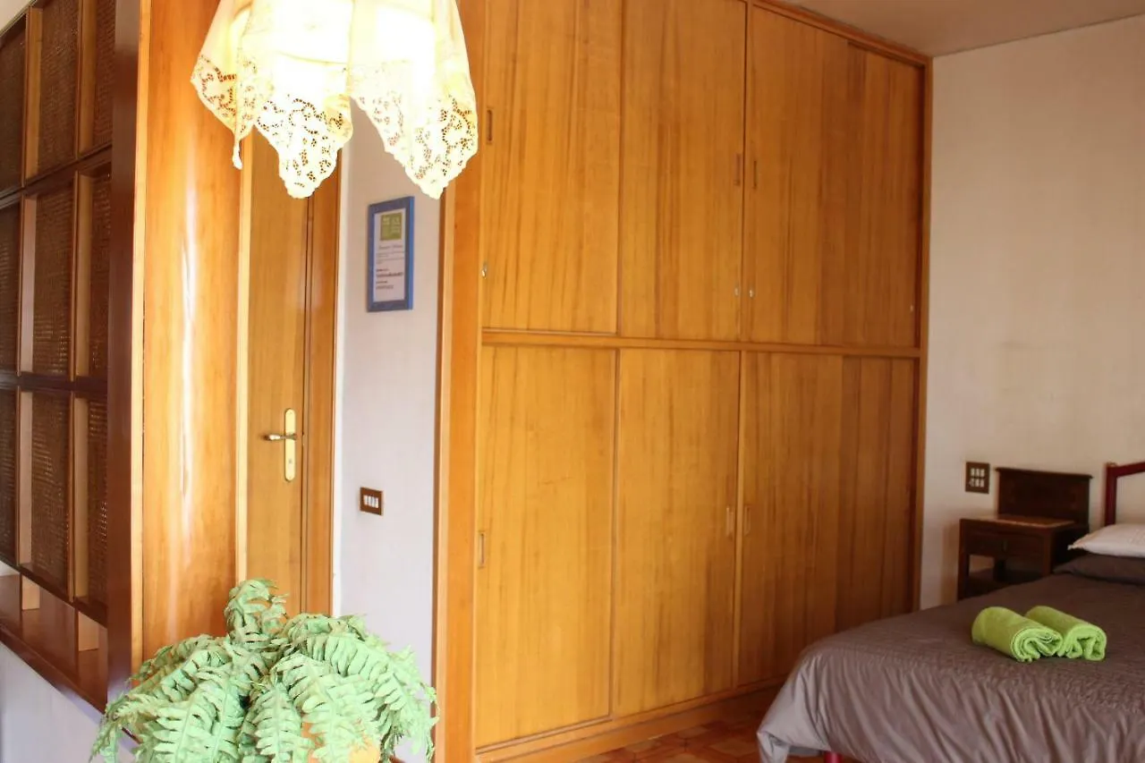 ** Bed & Breakfast B&B Pisani Palermo Italy