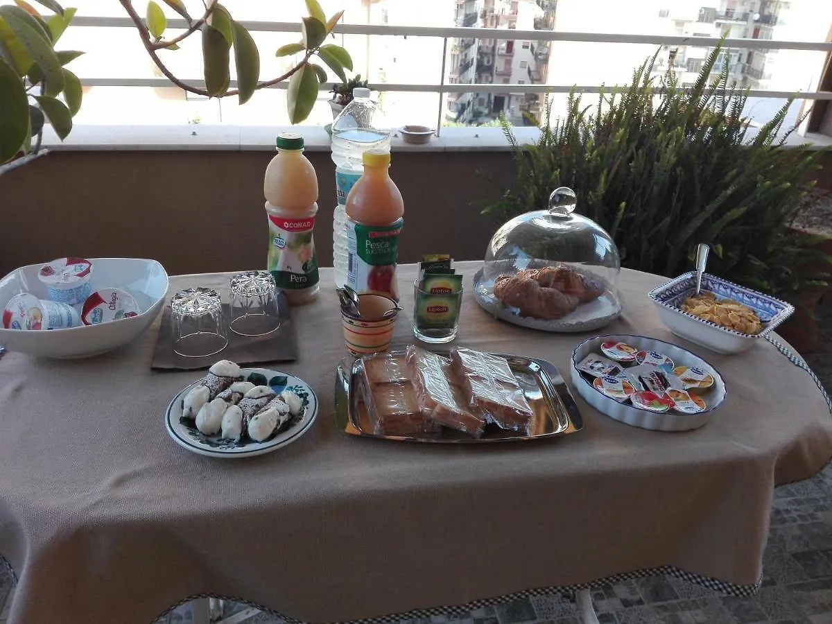 ** Bed & Breakfast B&B Pisani Palermo Italy
